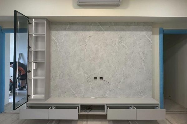 春福興波－蕭宅｜玄關、廚房與客廳的系統櫃空間整合案例