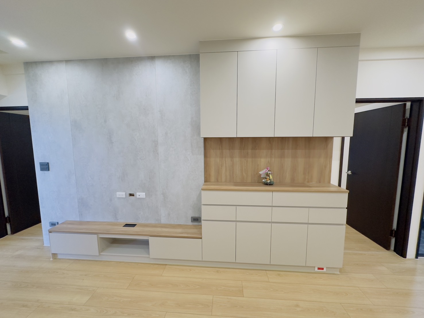 電視鞋櫃品橙皇普1