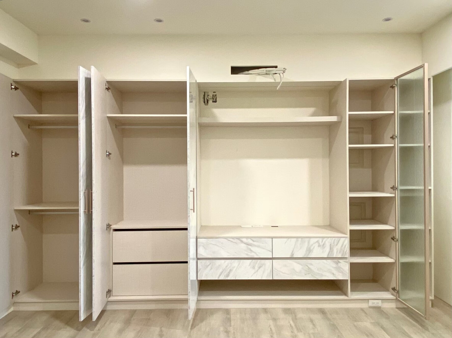 電視衣櫃 電視衣櫃